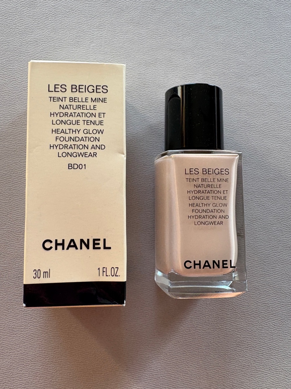 Chanel Les Beiges Healthy Glow Foundation BD01